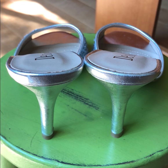 💍👑Cinderella Slippers 🥿 🥿 - Picture 3 of 8